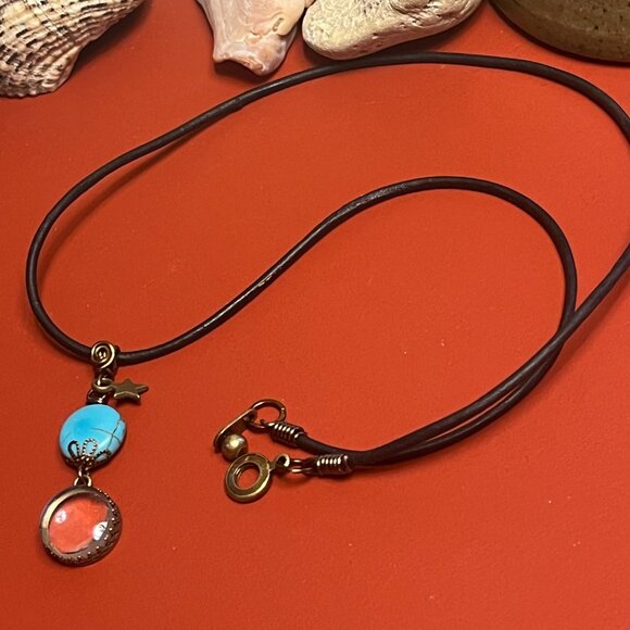Black Leather Necklace, Turquoise & Glass Mini Magnifier Pendant - Picture 3 of 7
